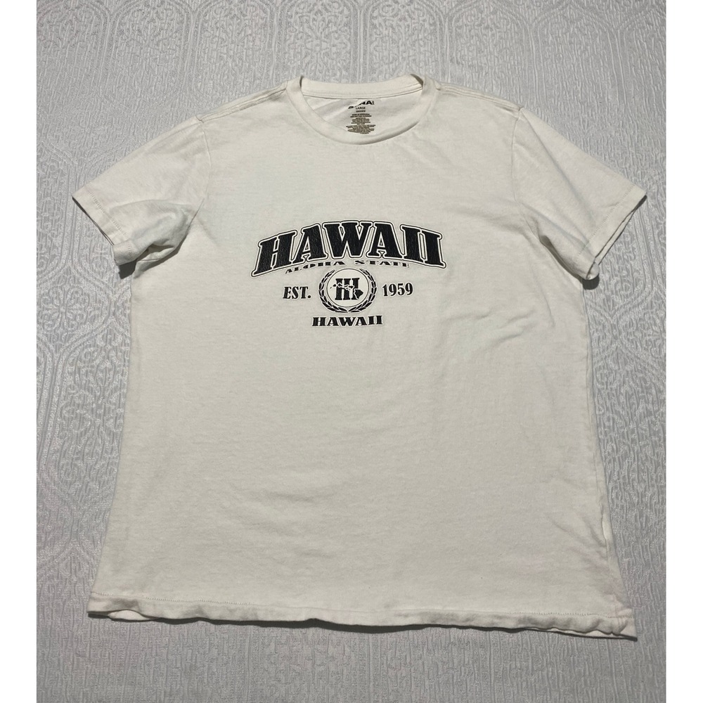 SUNA Hawaii Aloha State Est 1959 Graphic T-Shirt Mens White Cotton‎ Tee